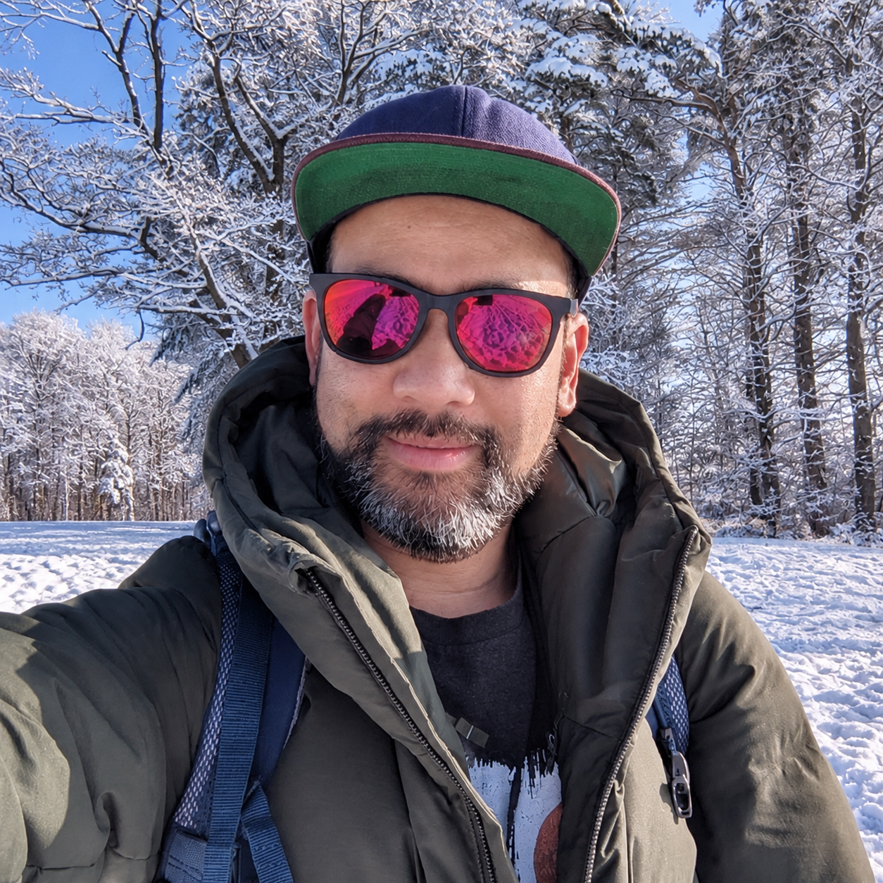 Kévin Olivar outdoors in a snowy park